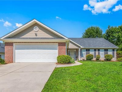 600 Walnut Crossing Dr