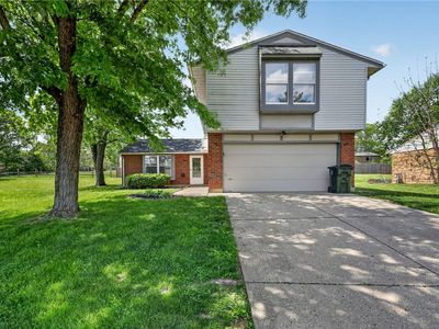 2294 Cross Village Dr