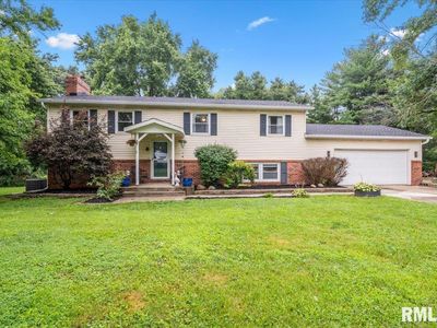 11 Rock Rd