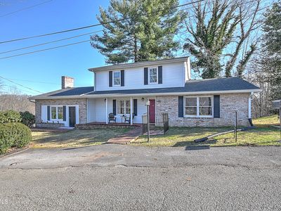 441 Skyline Dr