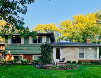1033 Kenton Rd