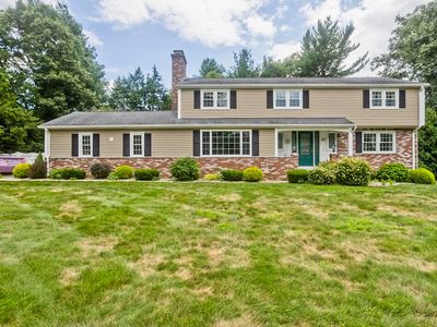 210 Steiger Dr