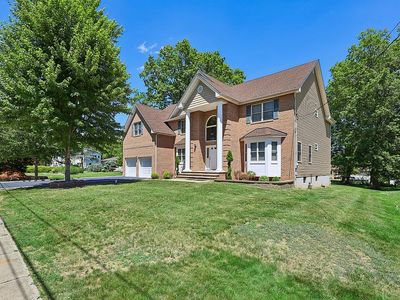 6 Willow Dr
