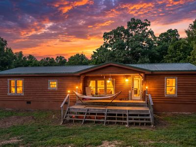 221 Woodridge Ln