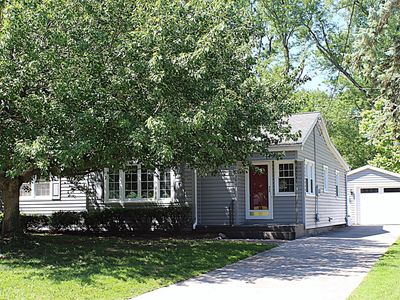 3012 Midland Dr
