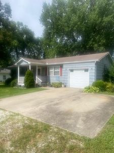 306 Harris Dr