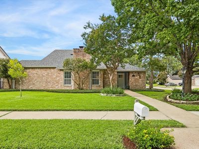 1902 Eagle Falls Dr
