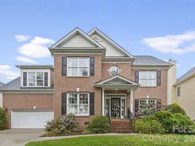 14438 Harvington Dr