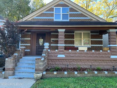 2330 Greenwood Ave