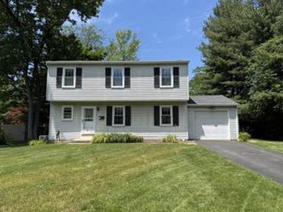 21 Belmont Sq