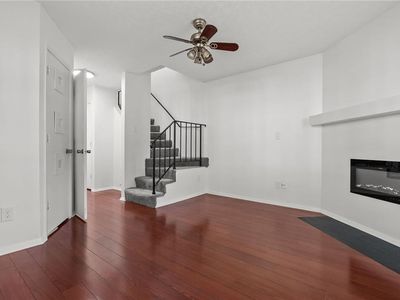 437 Lester Rd APT 2