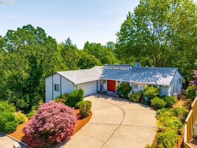800 NW Michelbook Ln