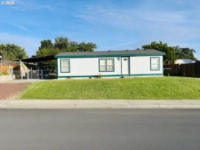 160 Elizabeth Dr