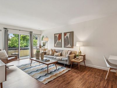 651 Oakland Ave Unit 1F
