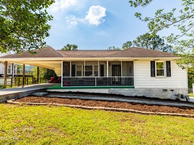 111 Sanford Ln