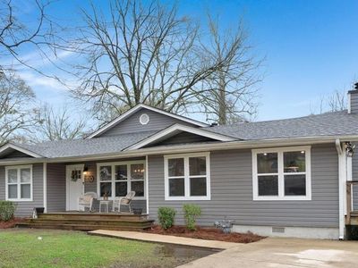 10 Dorothy Dr