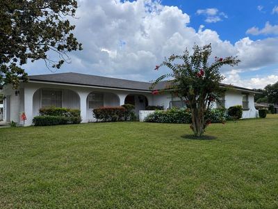 637 Viscaya Ave