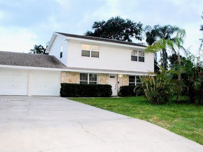 Property at 1033 Glenham Dr NE, Palm Bay, FL