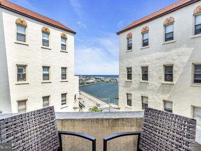 400 Deal Lake Dr APT 8F