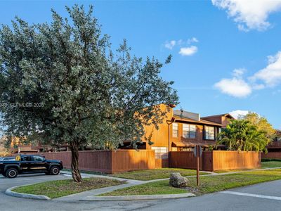 6554 SW 114th Pl #E74