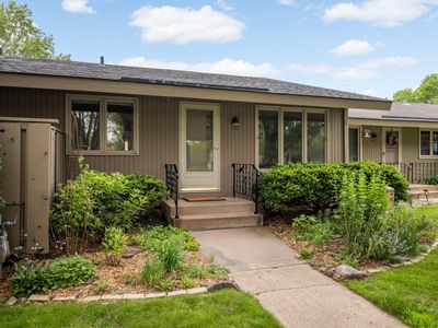 Property at 131 Windsor Ct, New Brighton, MN