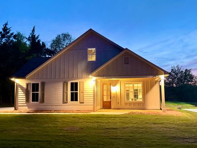 395 King Rd