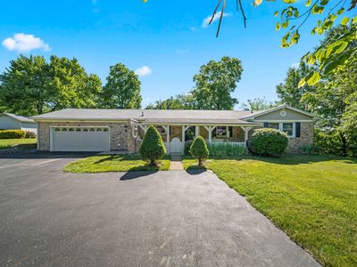 800 White Oak Dr