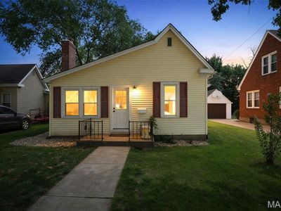 112 N Taylor Ave