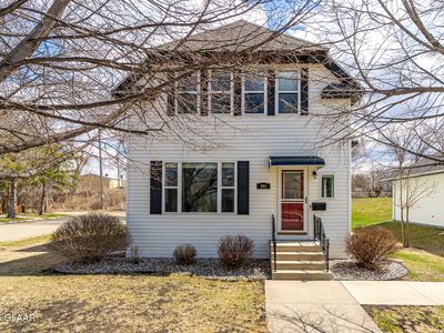 301 Maple St