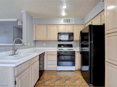 5710 E Tropicana Ave Unit 2007