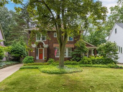 2225 N Saint James Pkwy