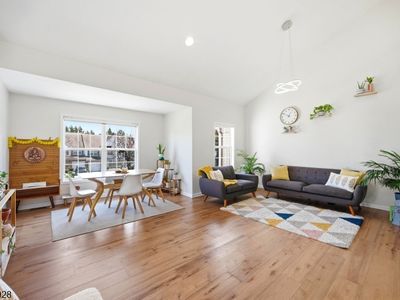 123 Barclay Drive