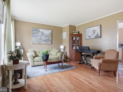 3869 Shiner Ct