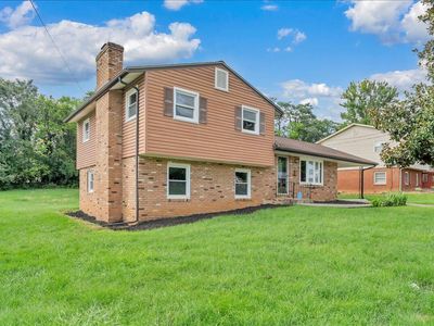 3127 Kershaw Rd NW