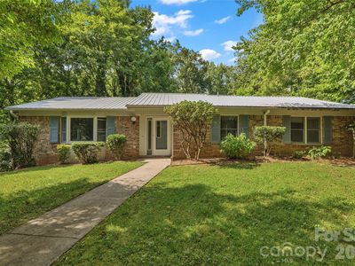 709 Forest Ridge Dr