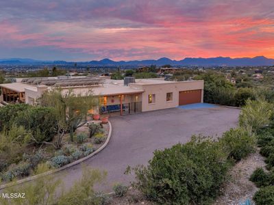 4975 N Camino Esplendora