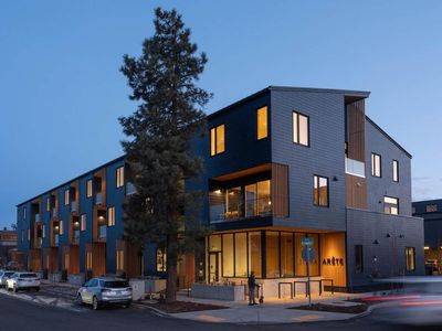 2745 NW Ordway Ave #202