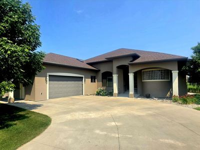 316 E Palmer Cir