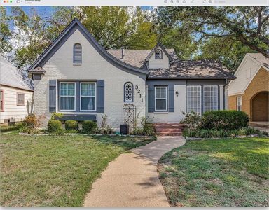 3211 Cockrell Ave