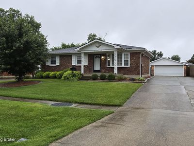 2706 Marguerite Dr