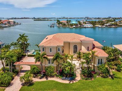 6224 Pasadena Point Blvd