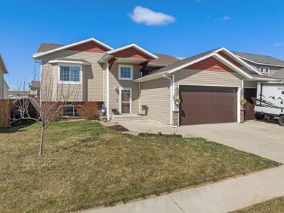 Property at 23 Harmony Blvd, Surrey, ND