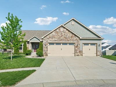 806 Foxglove Ct