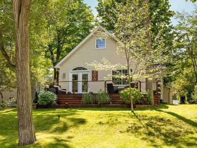 806 Indian Trail Blvd