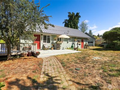 41 Hemlock Drive