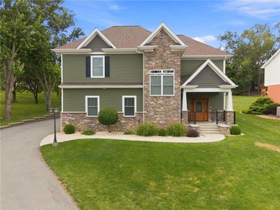 2215 Hyland Rd