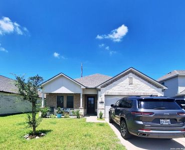 Property at 226 EAGLEVILLE DR, Alvin, TX