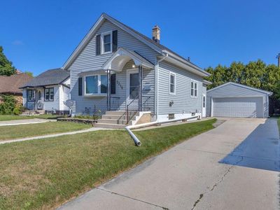 2316 Main AVENUE