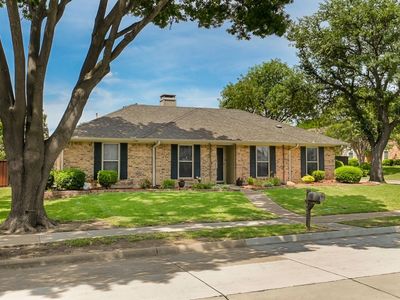 4401 Boston Dr