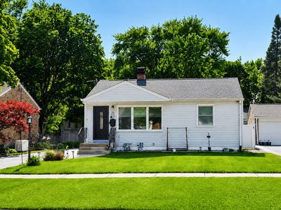 Property at 218 N Marion Ave, Bartlett, IL
